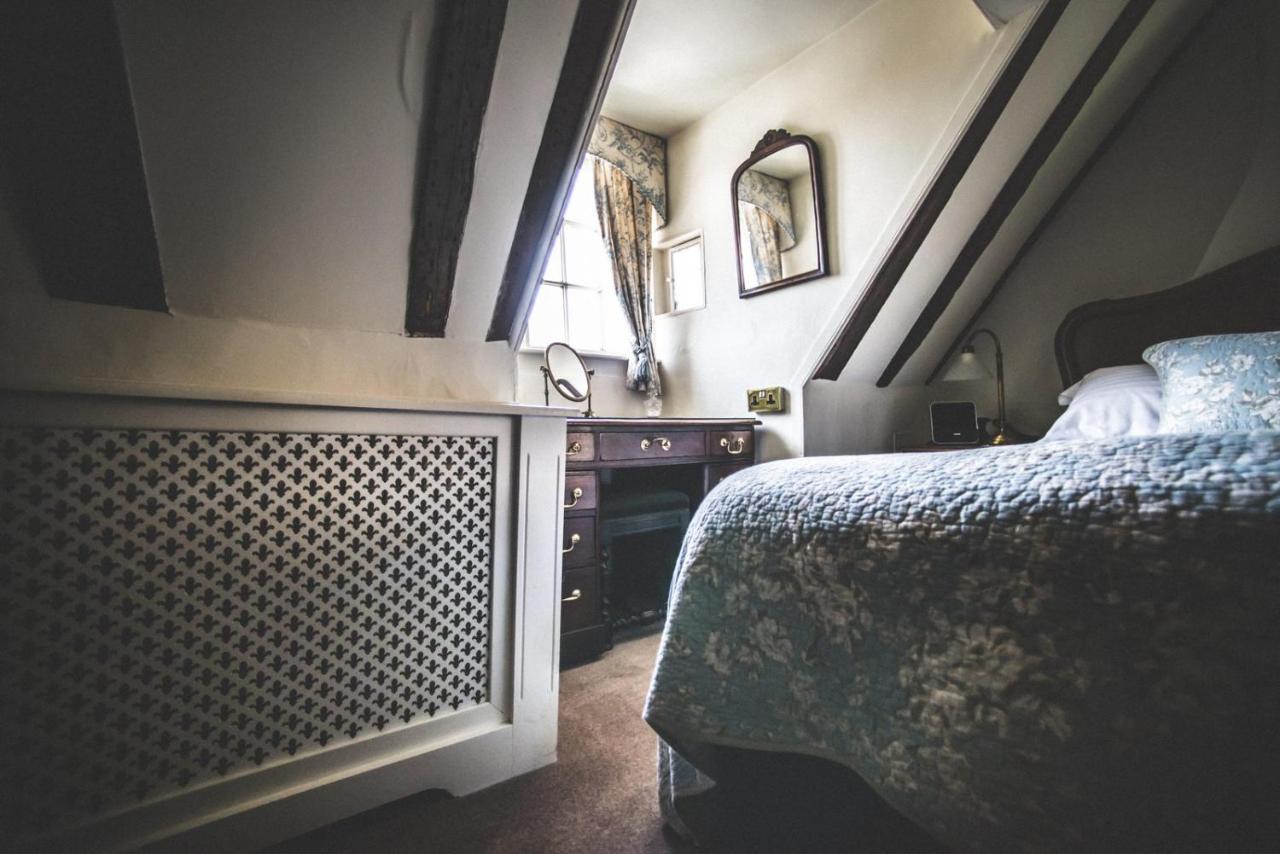 Bed and Breakfast Jeakes House Рай Экстерьер фото The bedroom of the Old Vicarage